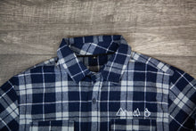 Load image into Gallery viewer, Men&#39;s Long Sleeve Blue Plaid Flannel Shirt
