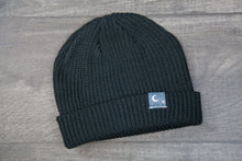 Load image into Gallery viewer, Cable Beanie _ Coal
