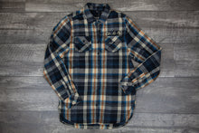 Load image into Gallery viewer, Ladies Long Sleeve Plaid Flannel Shirt
